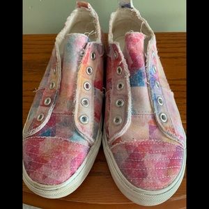 Women’s Corky tennis shoes